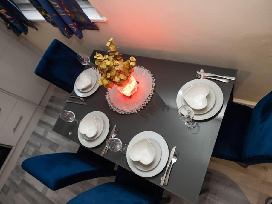 1 Bedroom-Sofabed-Worktable-4-Wifi-Parking London Bagian luar foto