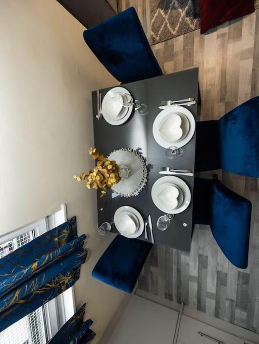 1 Bedroom-Sofabed-Worktable-4-Wifi-Parking London Bagian luar foto